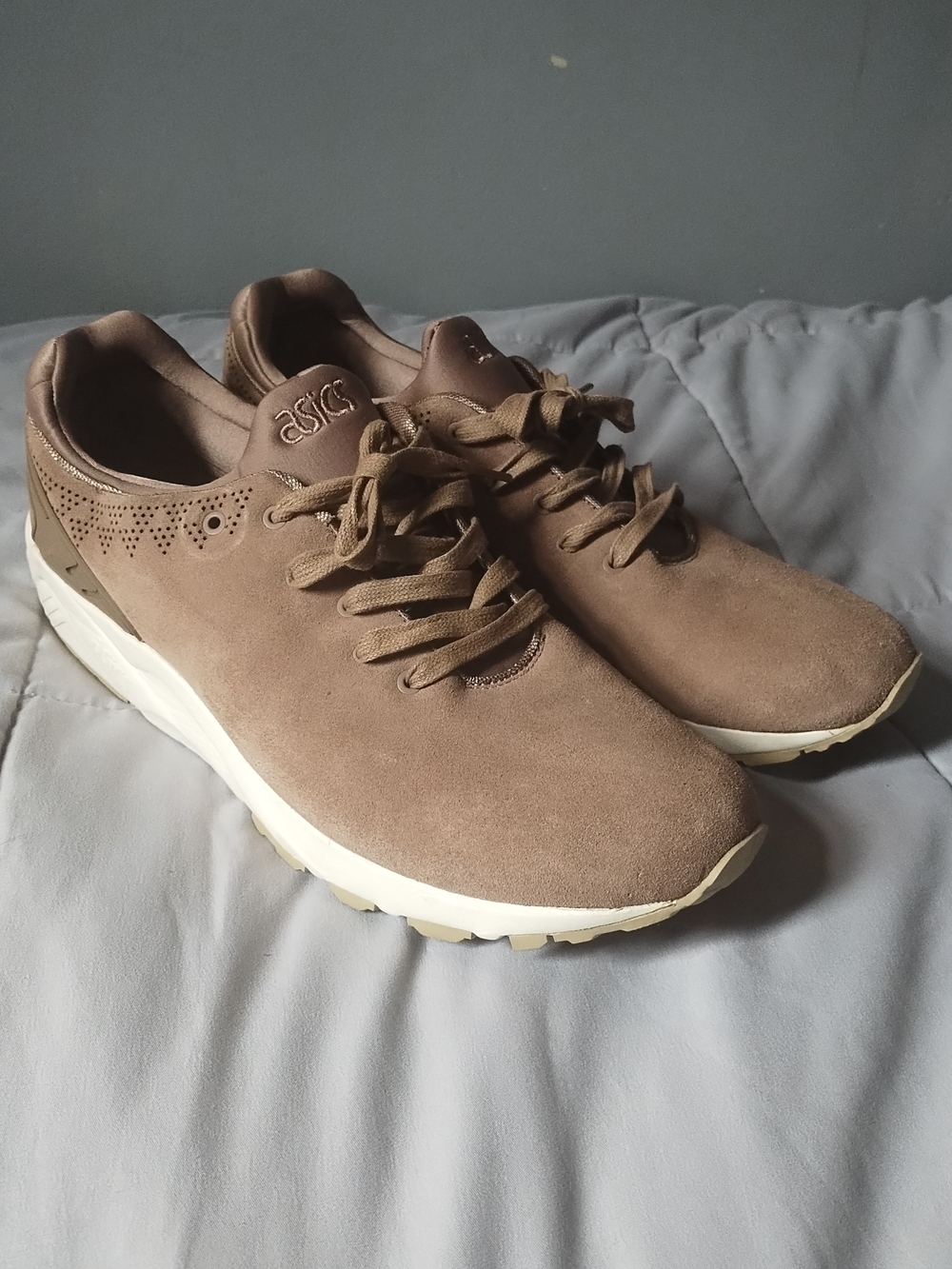 ASICS Men's Taupe Suede Low-Profile Sneakers with Cream Sole